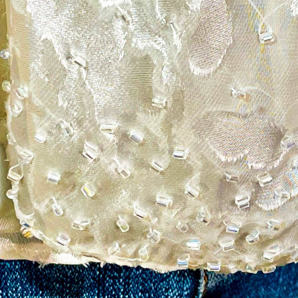 ▪️ADRIANNA PAPELL▪️Bead Embellished Floral Overlay Silk Blend Evening Blouse - Picture 5 of 11